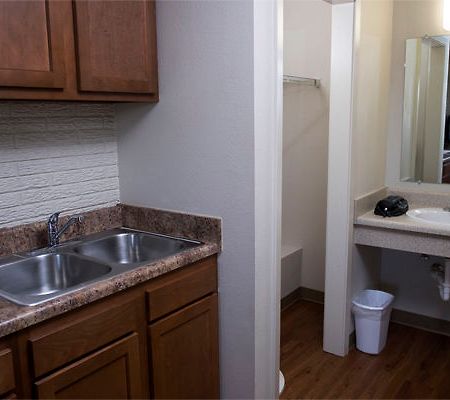 Daybreak Suites Extended Stay Dothan Zewnętrze zdjęcie